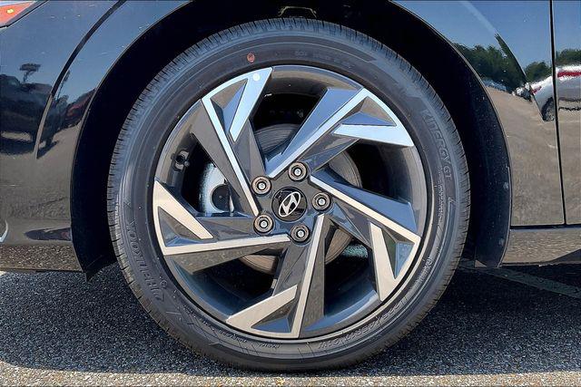 New 2025 Hyundai Elantra For Sale in Olive Branch, MS