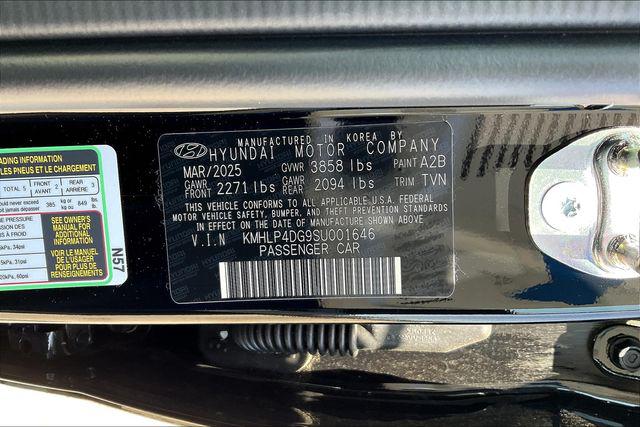 New 2025 Hyundai Elantra For Sale in Olive Branch, MS