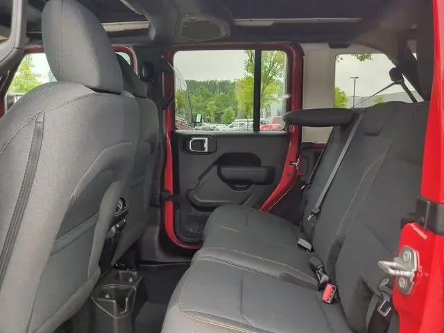 2025 Jeep Wrangler 4-Door Summit 4x4
