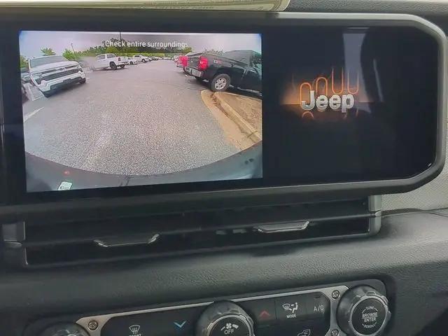 2025 Jeep Wrangler 4-Door Summit 4x4