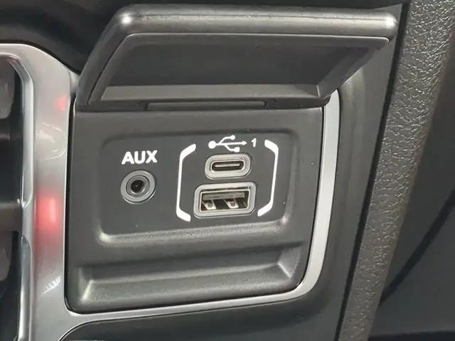 2025 Jeep Wrangler 4-Door Summit 4x4