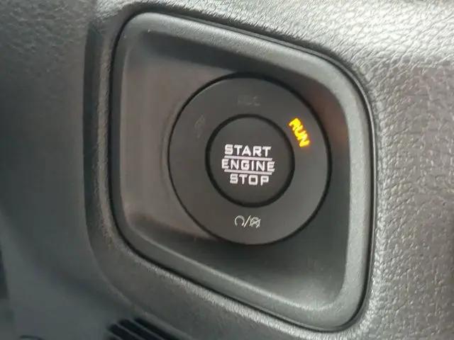 2025 Jeep Wrangler 4-Door Summit 4x4