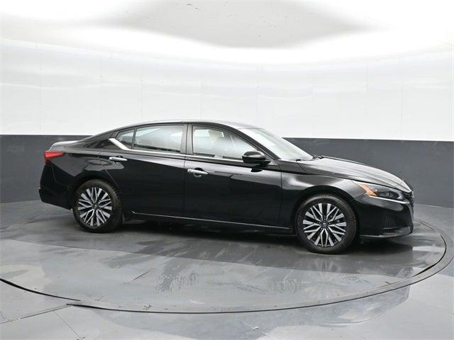 2023 Nissan Altima SV FWD