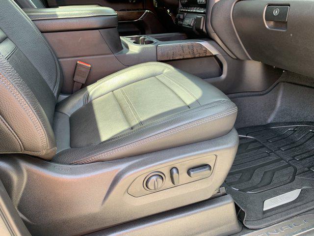 2020 GMC Sierra 1500 2WD Crew Cab Short Box Denali