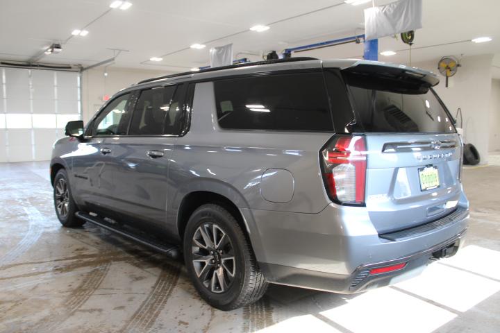 2022 Chevrolet Suburban 4WD Z71