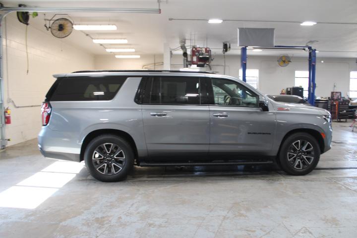 2022 Chevrolet Suburban 4WD Z71