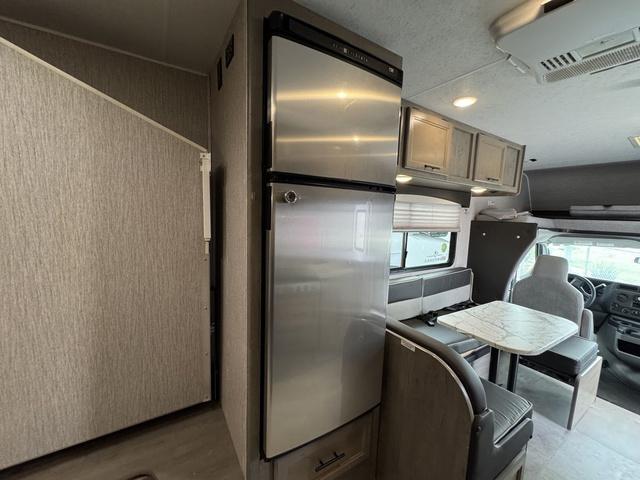 2021 Ford E-350 Cutaway Unknown