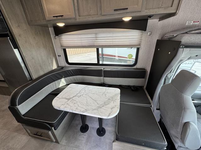 2021 Ford E-350 Cutaway Unknown