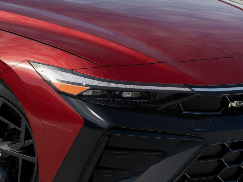 2025 Hyundai Elantra N Line - Photo 9