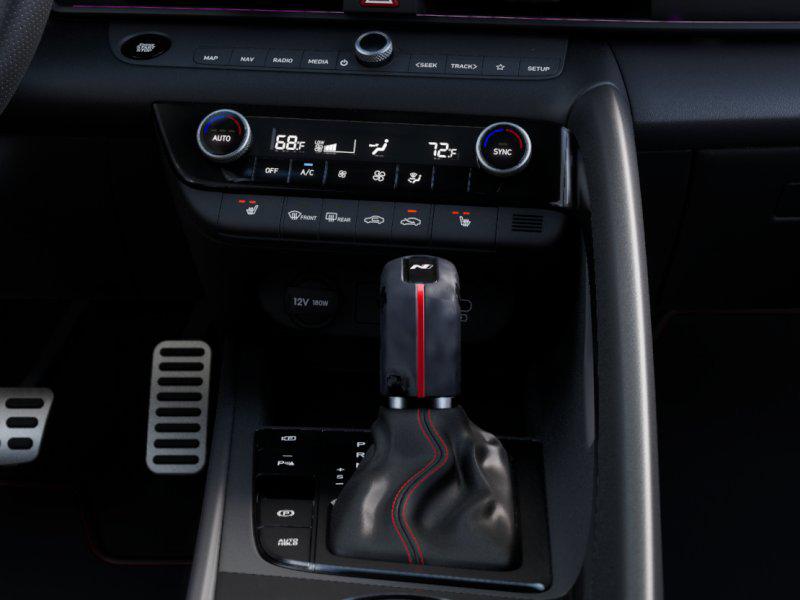 2025 Hyundai Elantra N Line - Photo 16