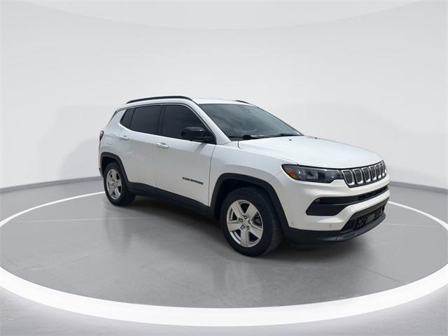2022 Jeep Compass Latitude FWD