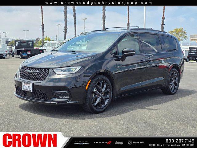 2022 Chrysler Pacifica Touring L