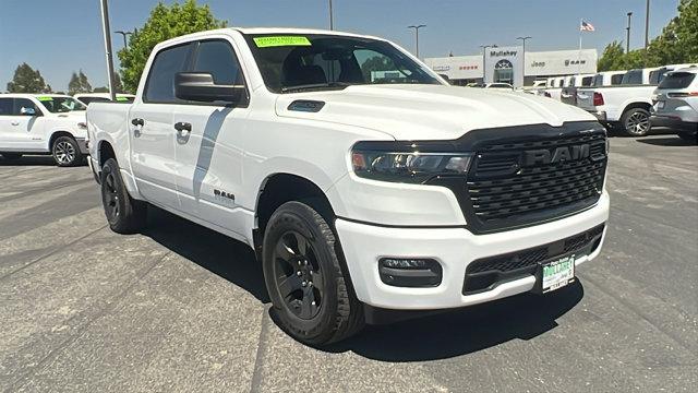 2025 RAM Ram 1500 RAM 1500 TRADESMAN CREW CAB 4X4 57 BOX