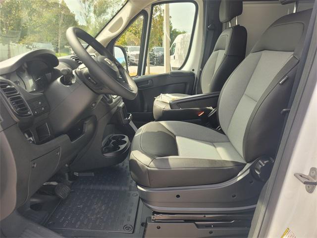 2025 RAM Ram ProMaster RAM PROMASTER 1500 TRADESMAN CARGO VAN LOW ROOF 136 WB 2025 RAM Ram ProMaster RAM PROMASTER 1500 TRADESMAN CARGO VAN LOW ROOF 136 WB