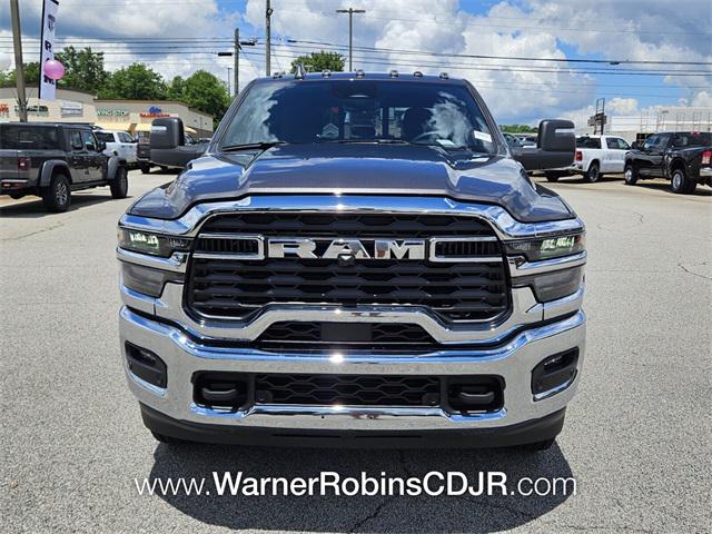 2025 RAM Ram 2500 RAM 2500 TRADESMAN CREW CAB 4X4 64 BOX