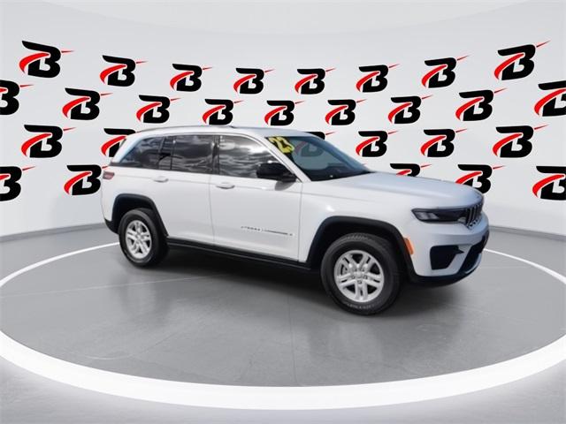 2023 Jeep Grand Cherokee Laredo 4x4