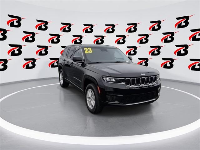 2023 Jeep Grand Cherokee Laredo 4x4