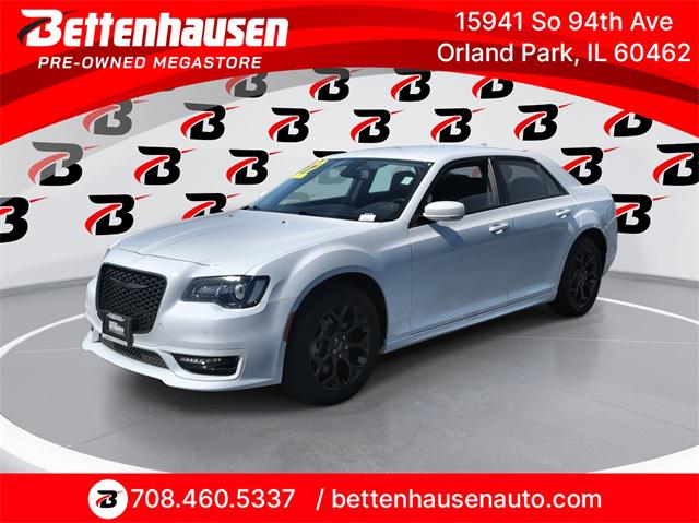 2022 Chrysler 300 Touring L AWD