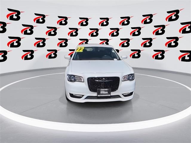 2022 Chrysler 300 Touring L AWD