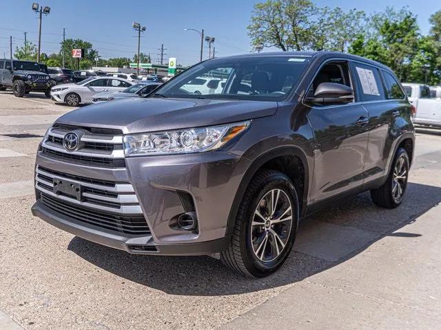 2019 Toyota Highlander LE