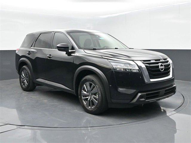 2022 Nissan Pathfinder S 2WD
