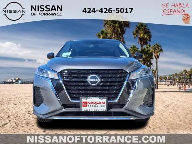 2025 Nissan Kicks S
