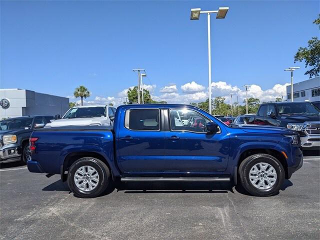 2022 Nissan Frontier Crew Cab SV 4x2
