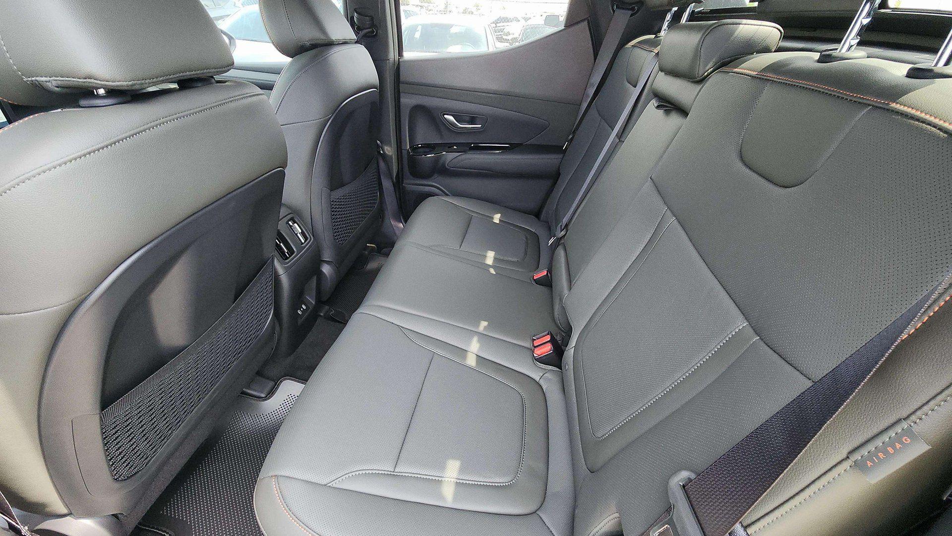 2025 Hyundai Santa Cruz Limited - Photo 20