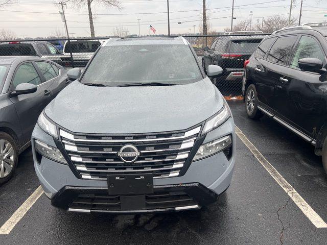 2024 Nissan Rogue Platinum FWD