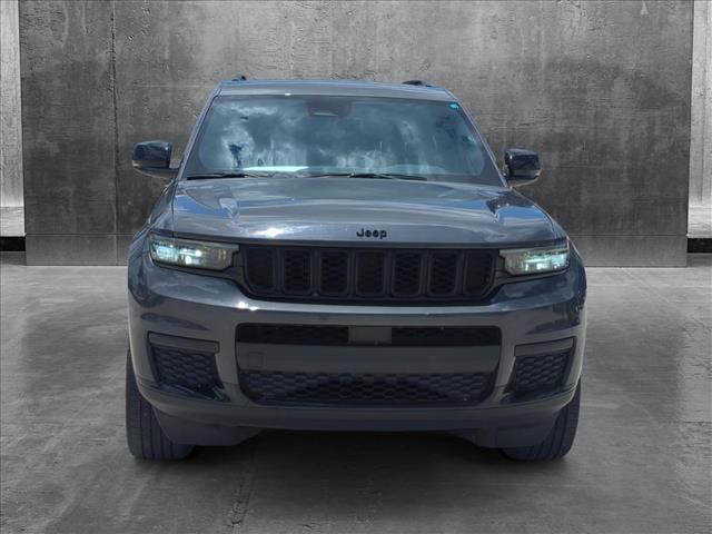 2022 Jeep Grand Cherokee L Altitude 4x2