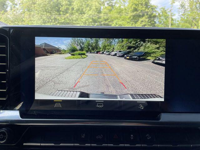 2024 Chevrolet Silverado 3500HD 4WD Crew Cab Standard Bed LT
