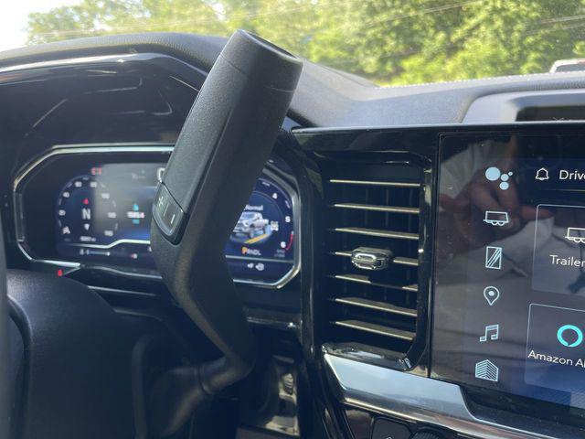 2024 Chevrolet Silverado 3500HD 4WD Crew Cab Standard Bed LT