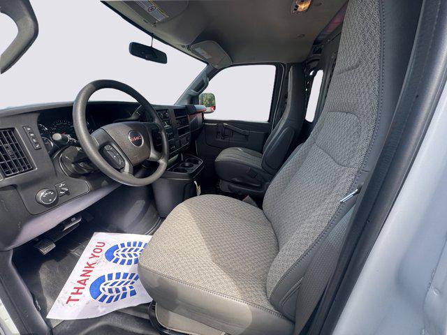 2025 GMC Savana Cargo RWD 2500 Regular Wheelbase Work Van