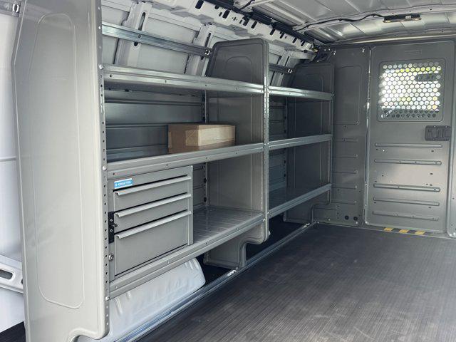 2025 GMC Savana Cargo RWD 2500 Regular Wheelbase Work Van