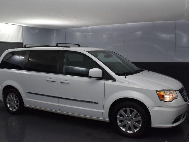 2015 Chrysler Town & Country Touring for sale in Lakewood, WA