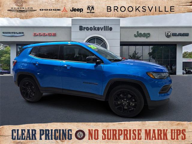 2025 Jeep Compass COMPASS LATITUDE 4X4