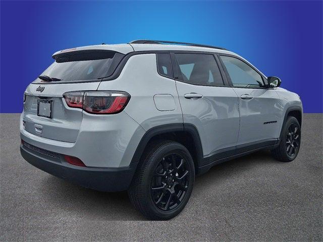 2025 Jeep Compass COMPASS LATITUDE 4X4