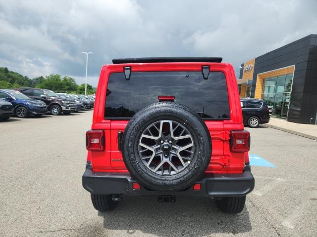 2025 Jeep Wrangler WRANGLER 4-DOOR SAHARA