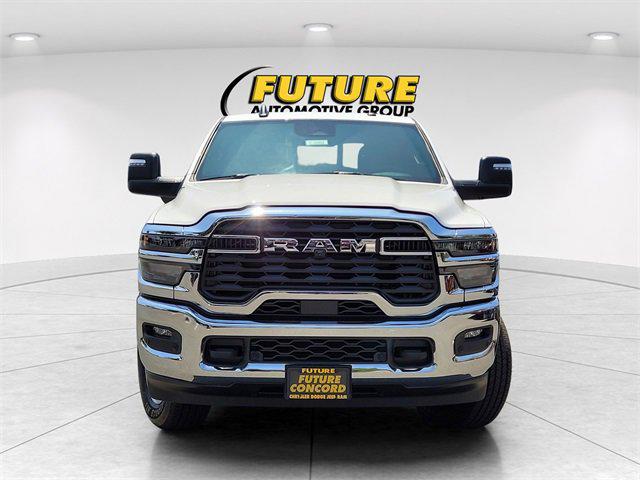 2025 RAM Ram 2500 RAM 2500 TRADESMAN CREW CAB 4X4 8 BOX
