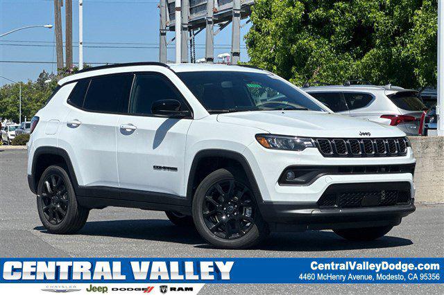2025 Jeep Compass COMPASS LATITUDE 4X4