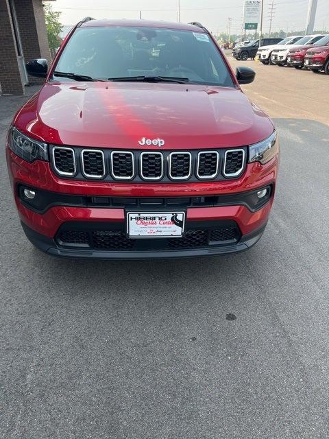 2025 Jeep Compass COMPASS LATITUDE 4X4