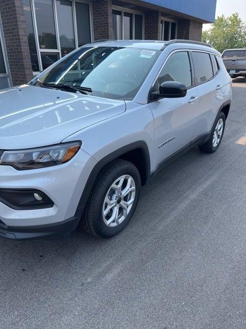 2025 Jeep Compass COMPASS LATITUDE 4X4 2025 Jeep Compass COMPASS LATITUDE 4X4