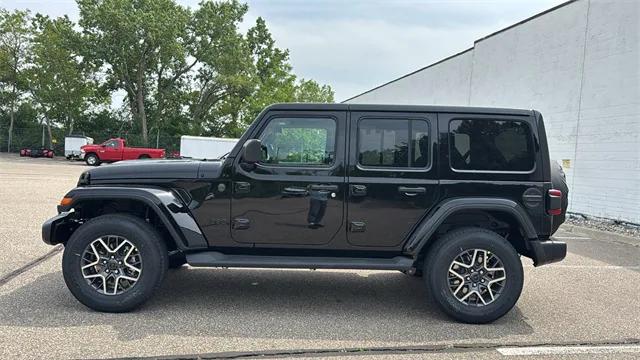 2025 Jeep Wrangler WRANGLER 4-DOOR SAHARA