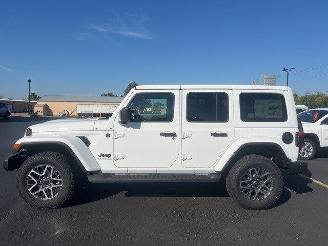 2025 Jeep Wrangler 4-Door Sahara 4x4