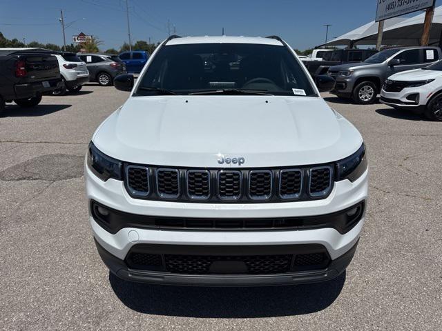 2025 Jeep Compass COMPASS LATITUDE 4X4