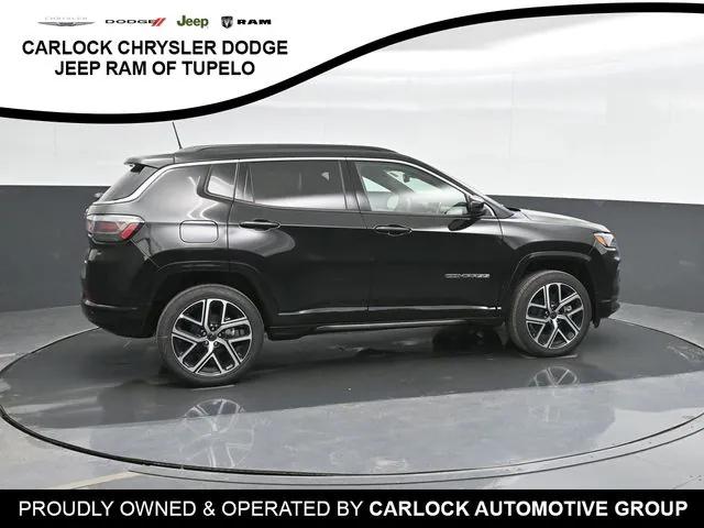 2025 Jeep Compass COMPASS LIMITED 4X4
