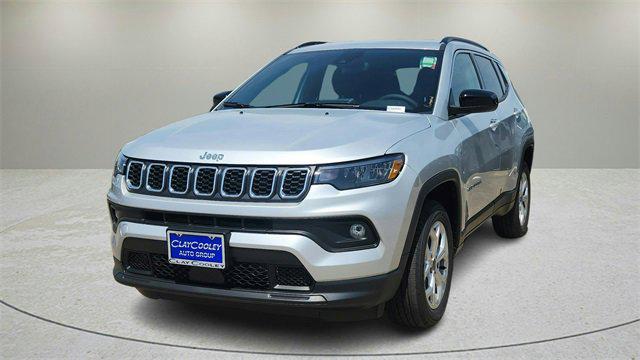 2025 Jeep Compass COMPASS LATITUDE 4X4