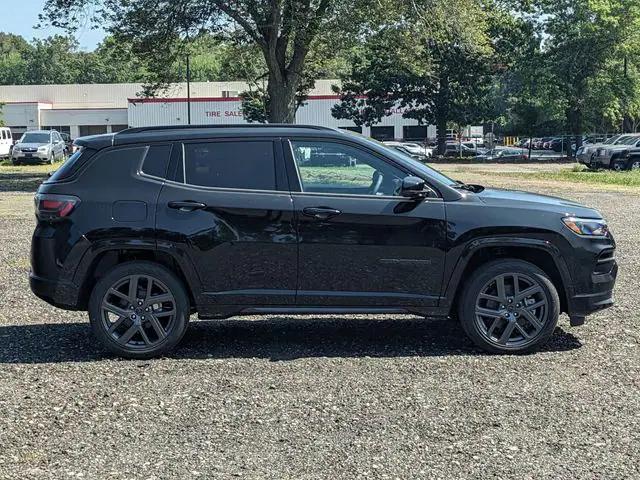 2025 Jeep Compass COMPASS LIMITED 4X4
