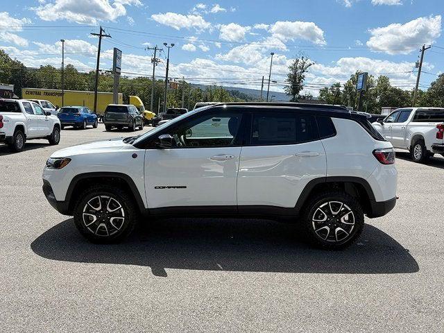 2025 Jeep Compass COMPASS TRAILHAWK 4X4