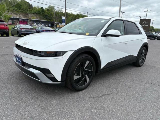 2025 Hyundai IONIQ 5 SE Standard Range